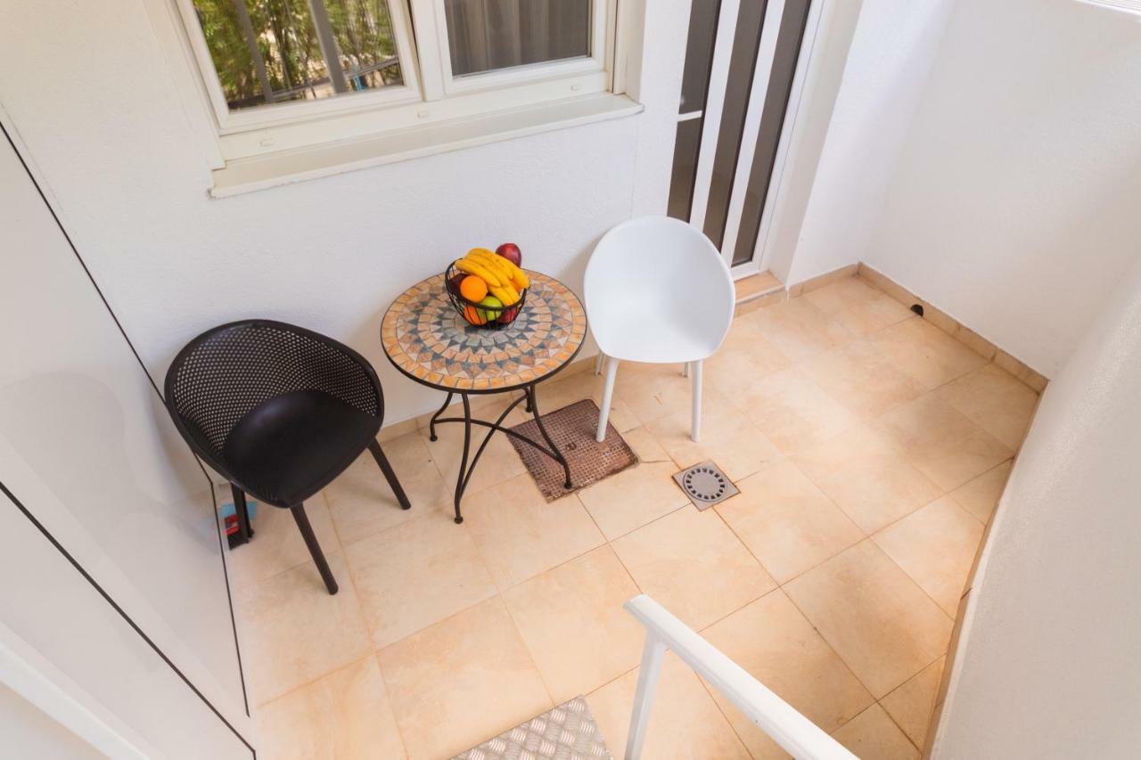Apartmani Tref Petrovac Exteriör bild